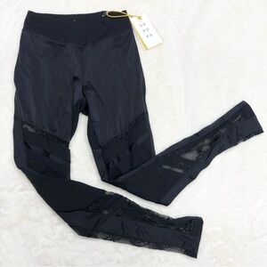NEW sapopa athletic leggings workout black mesh lace Italian size XS fitted